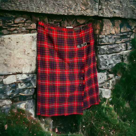Vintage Women’s Tartan Plaid Long Kilt Clan Fraser Great Britain Made All Wool - Picture 1 of 14